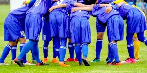 サッカーを通じて信頼される人間力を育む